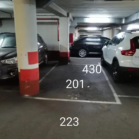 Zona Centro Con Plaza De Garaje Vut3983as Хіхон